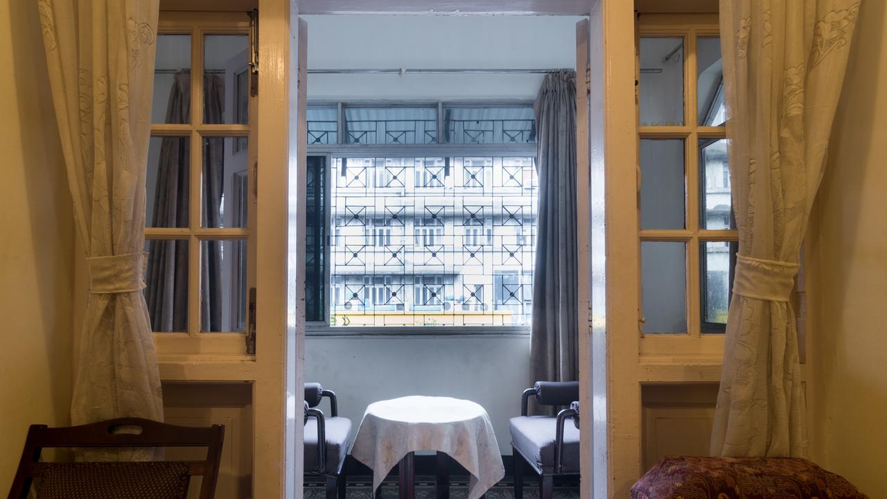 Bed And Breakfast At Colaba — Photos 2